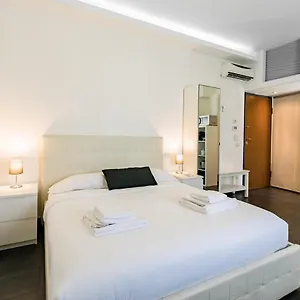 Appartamento 21, Milano